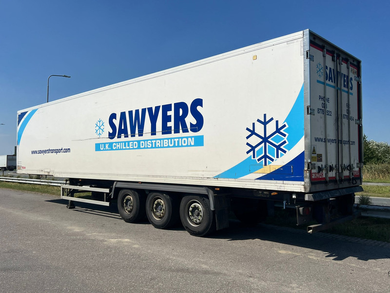 Gray and Adams Meat Hook Thermo King SLXE 400 - סמיטריילר עם קירור: תמונה 3 Gray and Adams Meat Hook Thermo King SLXE 400 - סמיטריילר עם קירור: תמונה 3