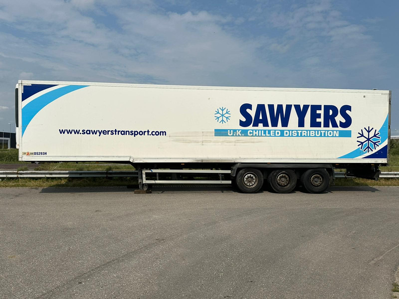 Gray and Adams Meat Hook Thermo King SLXE 400 - סמיטריילר עם קירור: תמונה 2 Gray and Adams Meat Hook Thermo King SLXE 400 - סמיטריילר עם קירור: תמונה 2