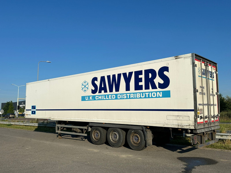 Gray and Adams Meat Hook Thermo King SLXE 400 - סמיטריילר עם קירור: תמונה 3 Gray and Adams Meat Hook Thermo King SLXE 400 - סמיטריילר עם קירור: תמונה 3