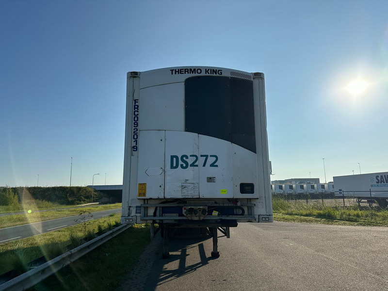 Gray and Adams Meat Hook Thermo King SLXE 400 - סמיטריילר עם קירור: תמונה 4 Gray and Adams Meat Hook Thermo King SLXE 400 - סמיטריילר עם קירור: תמונה 4