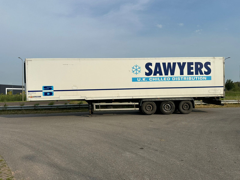 Gray and Adams Meat Hook Thermo King SLXE 400 - סמיטריילר עם קירור: תמונה 2 Gray and Adams Meat Hook Thermo King SLXE 400 - סמיטריילר עם קירור: תמונה 2