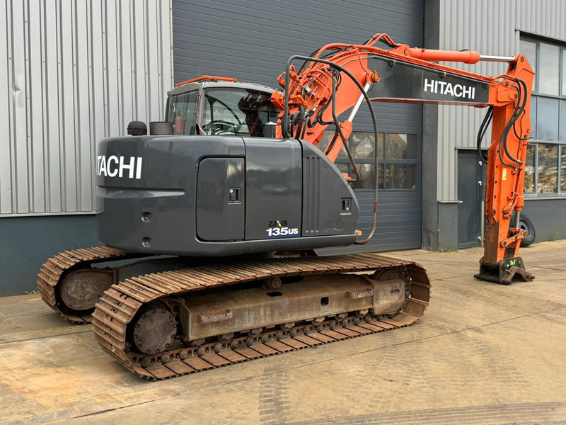 Hitachi ZX135US - מחפר סורק: תמונה 5 Hitachi ZX135US - מחפר סורק: תמונה 5
