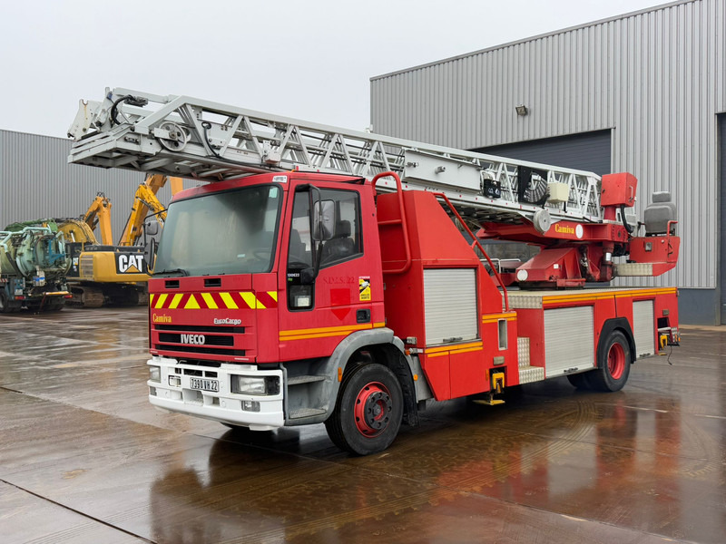 Iveco 130E23 4x2 Firetruck - משאית אש: תמונה 1 Iveco 130E23 4x2 Firetruck - משאית אש: תמונה 1
