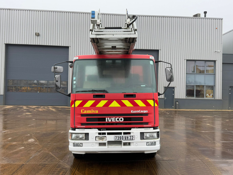 Iveco 130E23 4x2 Firetruck - משאית אש: תמונה 3 Iveco 130E23 4x2 Firetruck - משאית אש: תמונה 3