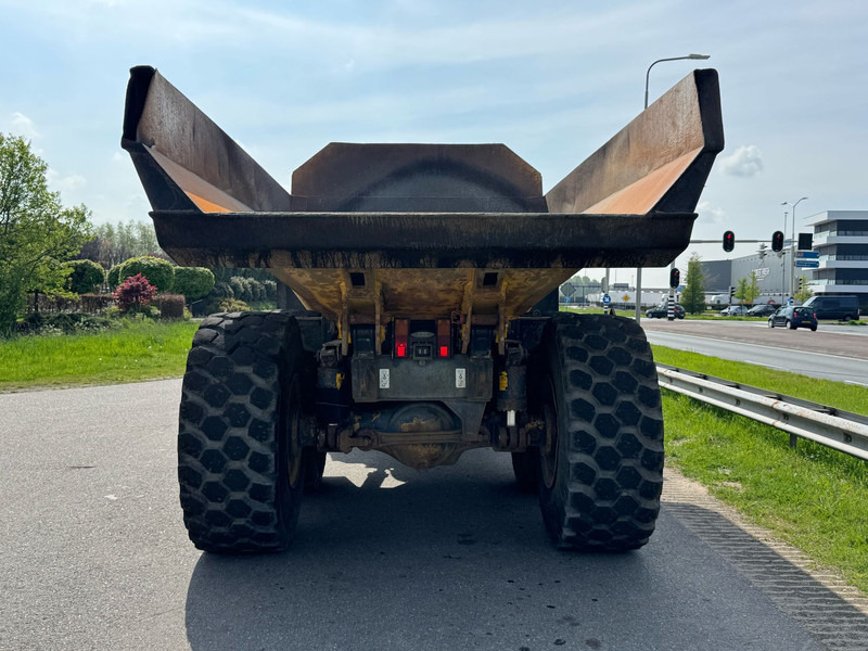 Komatsu HM300-2 - מסיר פסולת מפרקי: תמונה 4 Komatsu HM300-2 - מסיר פסולת מפרקי: תמונה 4