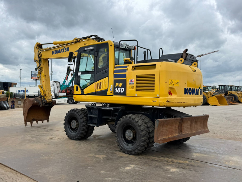 Komatsu PW180-11 - מחפר גלגלים: תמונה 3 Komatsu PW180-11 - מחפר גלגלים: תמונה 3