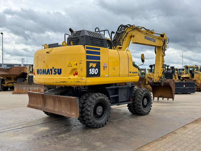 Komatsu PW180-11 - מחפר גלגלים: תמונה 5 Komatsu PW180-11 - מחפר גלגלים: תמונה 5