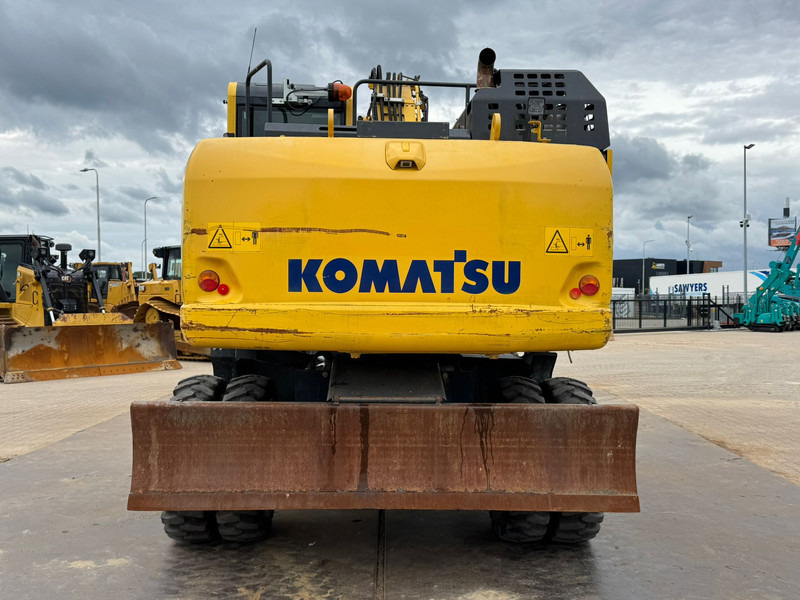 Komatsu PW180-11 - מחפר גלגלים: תמונה 4 Komatsu PW180-11 - מחפר גלגלים: תמונה 4