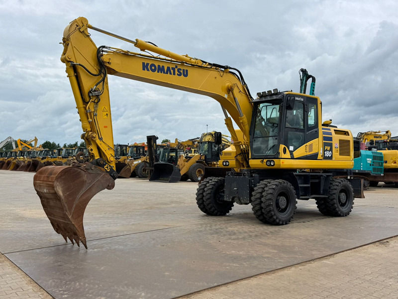 Komatsu PW180-11 - מחפר גלגלים: תמונה 2 Komatsu PW180-11 - מחפר גלגלים: תמונה 2