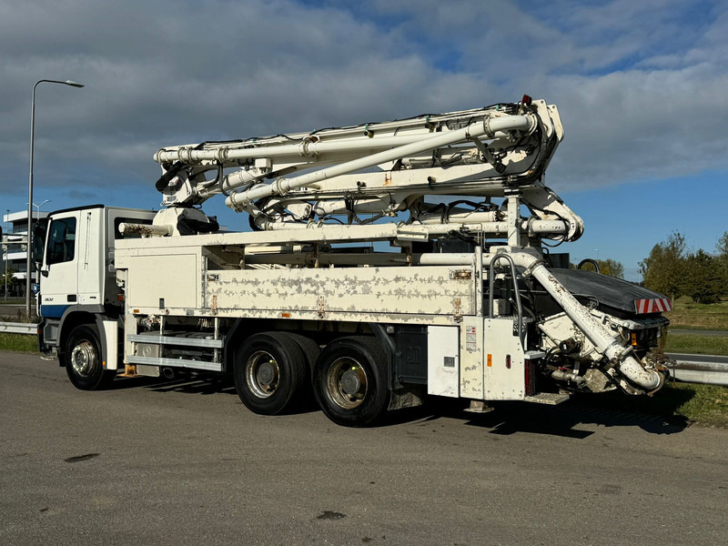 MERCEDESBENZ Actros 2632 6x4 with Putzmeister BSF 24-4 11 24m concrete pump - משאית משאבת בטון: תמונה 3 MERCEDESBENZ Actros 2632 6x4 with Putzmeister BSF 24-4 11 24m concrete pump - משאית משאבת בטון: תמונה 3
