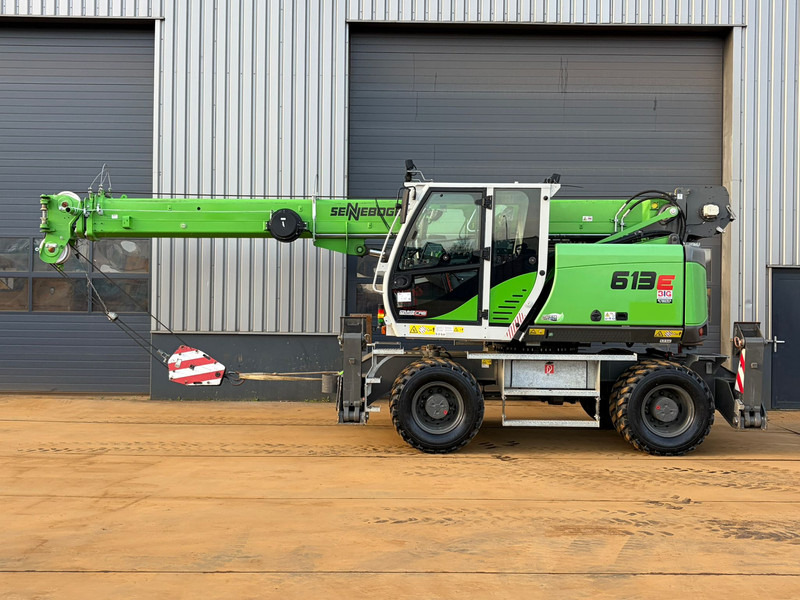 Sennebogen 613E - עגורן נייד: תמונה 1 Sennebogen 613E - עגורן נייד: תמונה 1