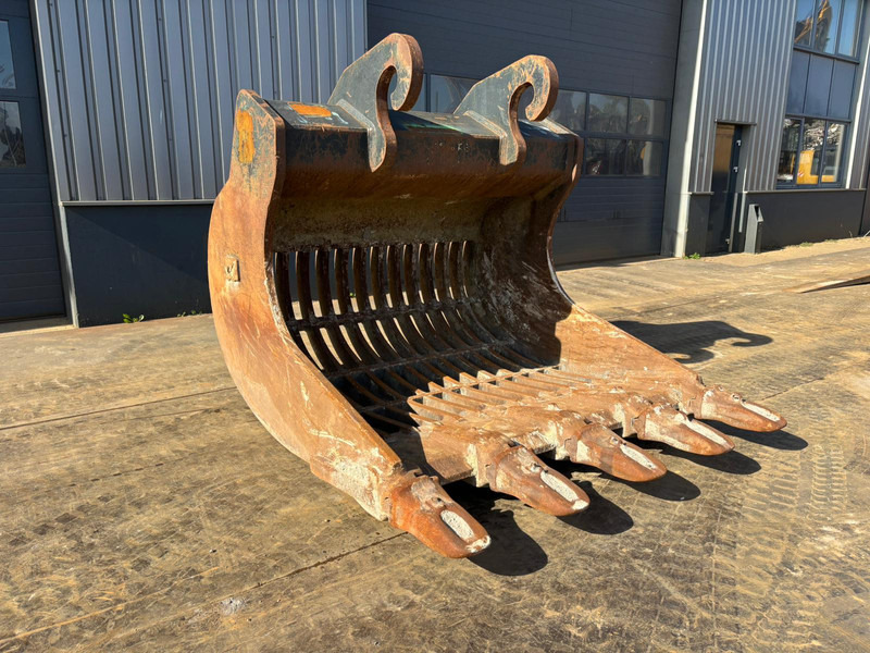 Verachtert Skeleton bucket with teeth CW70 for 374F - דלי: תמונה 1 Verachtert Skeleton bucket with teeth CW70 for 374F - דלי: תמונה 1