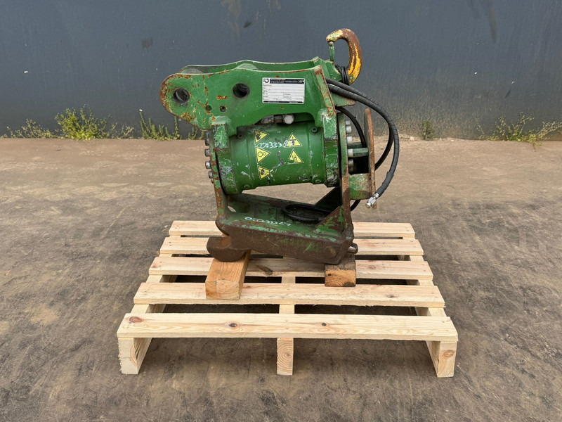 Powertilt Xtra Tilt CAT 302 - מצמד מהיר: תמונה 1 Powertilt Xtra Tilt CAT 302 - מצמד מהיר: תמונה 1