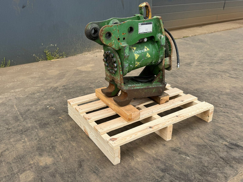 Powertilt Xtra Tilt CAT 302 - מצמד מהיר: תמונה 3 Powertilt Xtra Tilt CAT 302 - מצמד מהיר: תמונה 3