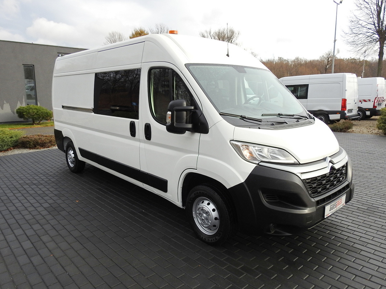 CITROEN JUMPER BOX DELIVERY VAN 6 SEATS AIR CONDITIONING 140HP - כלי רכב מסחרי עם לוח: תמונה 4 CITROEN JUMPER BOX DELIVERY VAN 6 SEATS AIR CONDITIONING 140HP - כלי רכב מסחרי עם לוח: תמונה 4