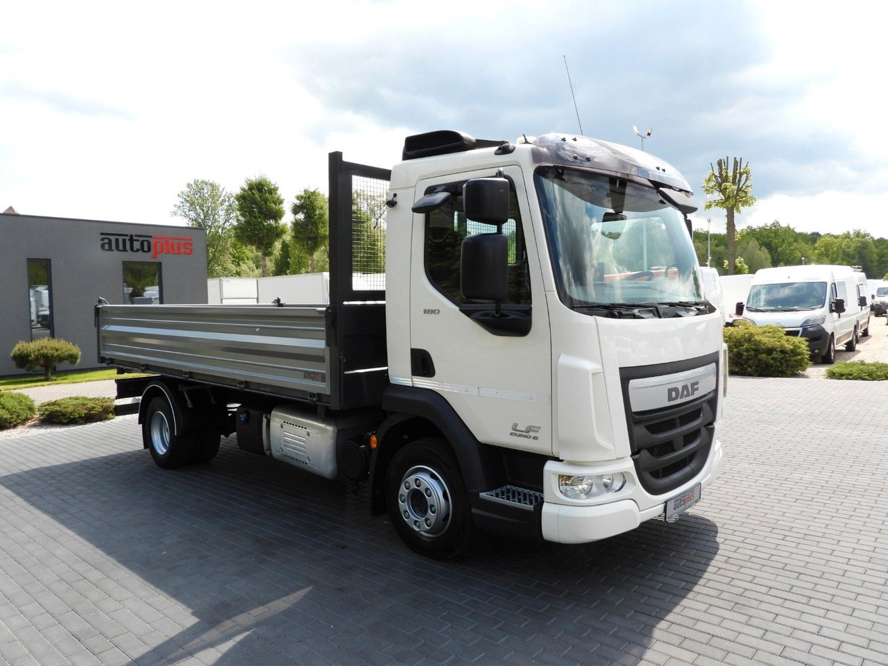 DAF LF 180 DREISEIKIPPER TEMPOMAT AUTOMATIK - מזהיר: תמונה 4 DAF LF 180 DREISEIKIPPER TEMPOMAT AUTOMATIK - מזהיר: תמונה 4