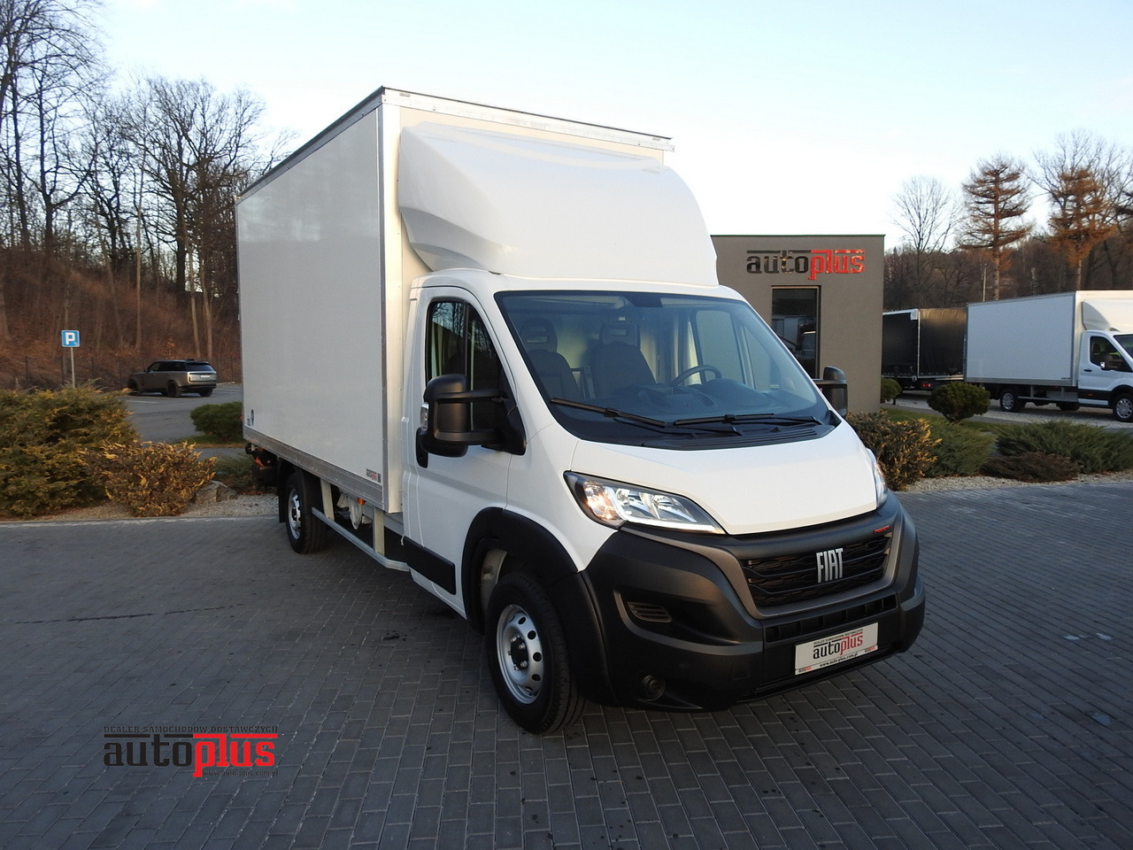 FIAT DUCATO BOX LIFT 8 PALLETS CRUISE CONTROL AIR CONDITIONING 180HP - כלי רכב מסחרי עם תיבה: תמונה 1 FIAT DUCATO BOX LIFT 8 PALLETS CRUISE CONTROL AIR CONDITIONING 180HP - כלי רכב מסחרי עם תיבה: תמונה 1