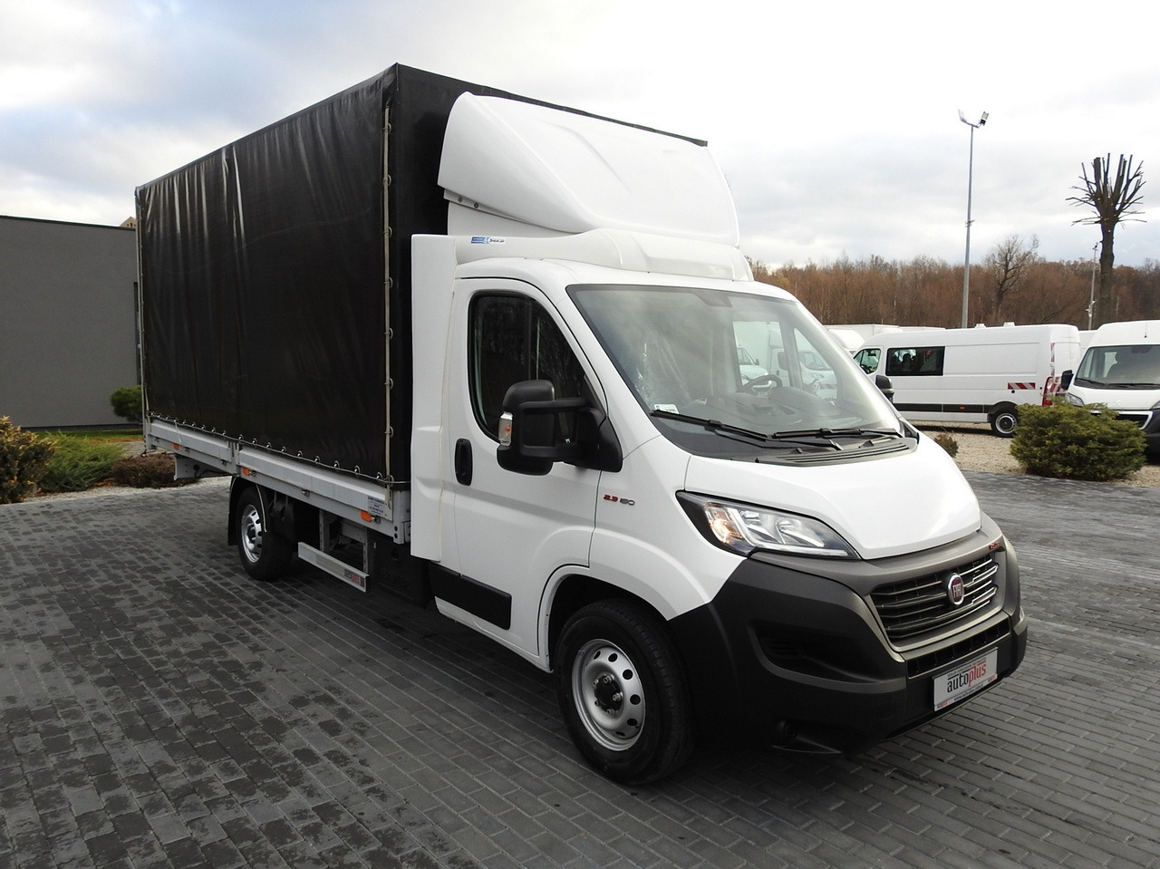 FIAT DUCATO TARPAULIN 10 PALLETS AIR CONDITIONING PNEUMATICS 160HP - כלי רכב מסחרי עם וילונות צד: תמונה 4 FIAT DUCATO TARPAULIN 10 PALLETS AIR CONDITIONING PNEUMATICS 160HP - כלי רכב מסחרי עם וילונות צד: תמונה 4