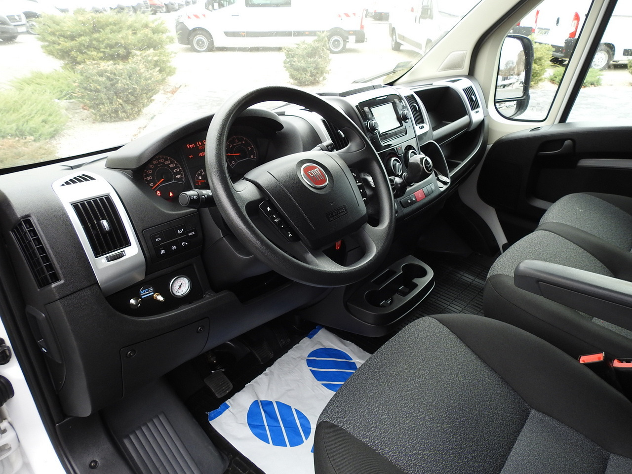 FIAT DUCATO TARPAULIN 10 PALLETS AIR CONDITIONING PNEUMATICS 160HP - כלי רכב מסחרי עם וילונות צד: תמונה 2 FIAT DUCATO TARPAULIN 10 PALLETS AIR CONDITIONING PNEUMATICS 160HP - כלי רכב מסחרי עם וילונות צד: תמונה 2