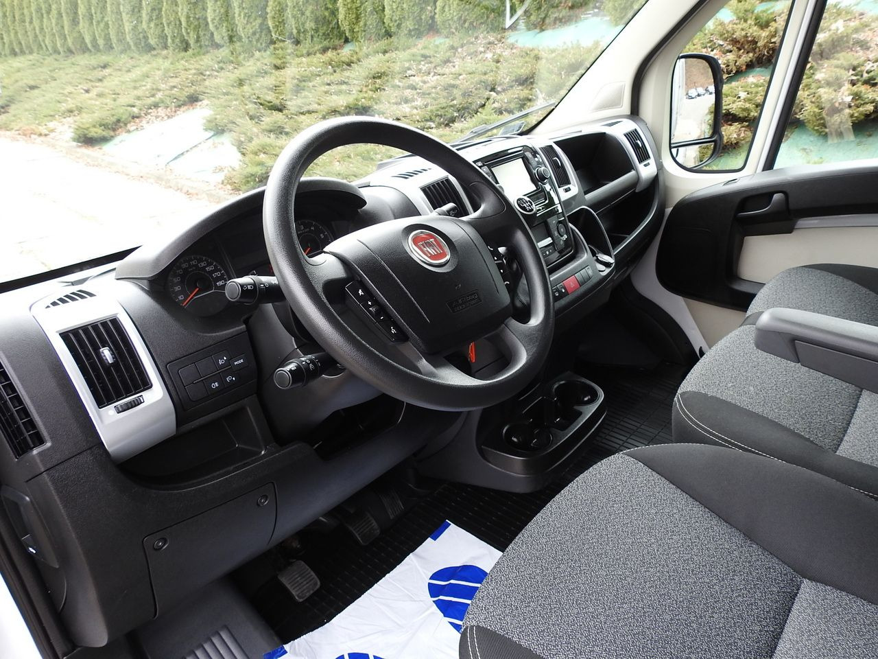 FIAT DUCATO TARPAULIN LIFT 8 PALLETS WEBASTO CRUISE CONTROL AIR CONDITIONING 150HP - כלי רכב מסחרי עם וילונות צד: תמונה 2 FIAT DUCATO TARPAULIN LIFT 8 PALLETS WEBASTO CRUISE CONTROL AIR CONDITIONING 150HP - כלי רכב מסחרי עם וילונות צד: תמונה 2