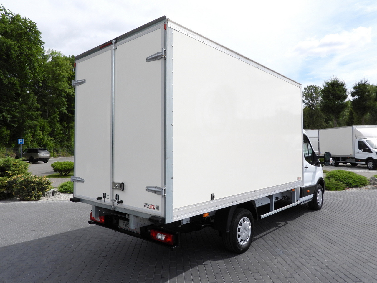 FORD TRANSIT BOX 8 PALLETS CRUISE CONTROL AIR CONDITIONING 130HP - כלי רכב מסחרי עם תיבה: תמונה 3 FORD TRANSIT BOX 8 PALLETS CRUISE CONTROL AIR CONDITIONING 130HP - כלי רכב מסחרי עם תיבה: תמונה 3