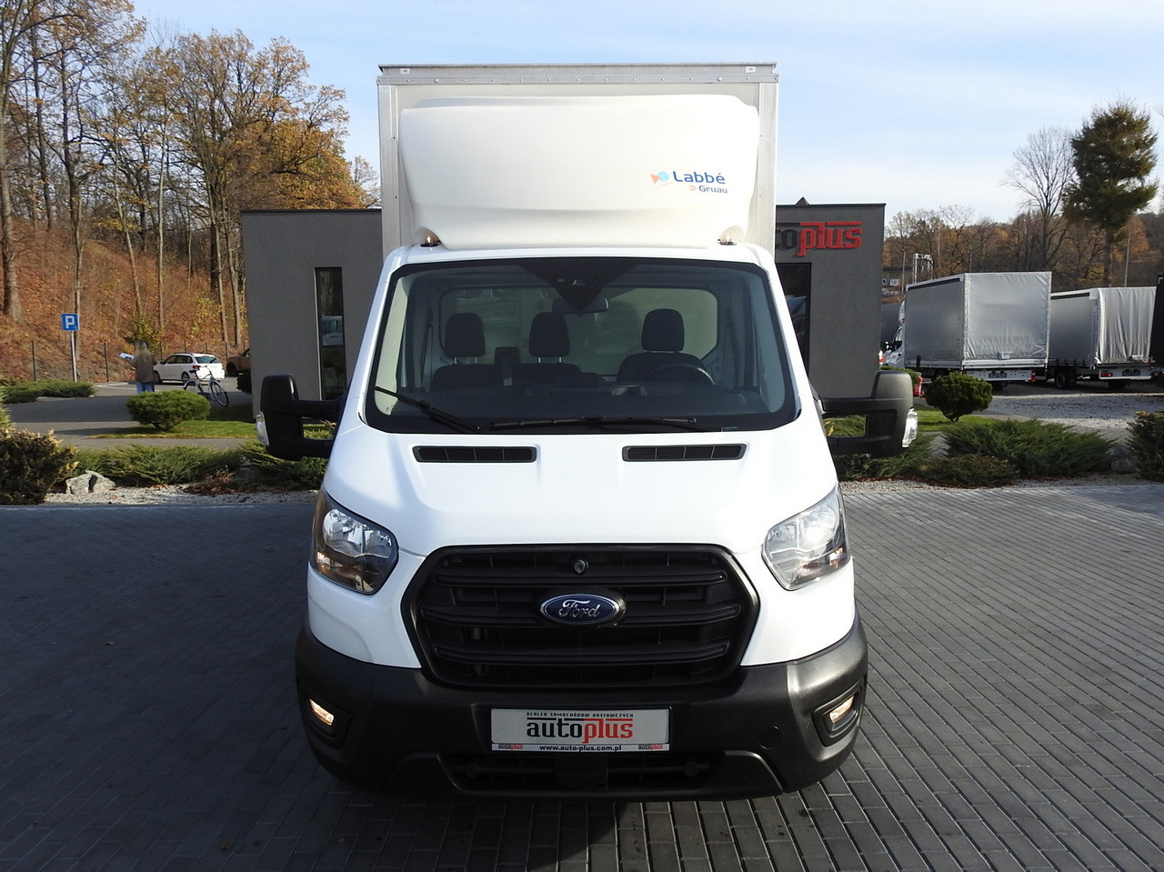 FORD TRANSIT BOX LIFT 8 PALLETS CRUISE CONTROL AIR CONDITIONING 130HP - כלי רכב מסחרי עם תיבה: תמונה 5 FORD TRANSIT BOX LIFT 8 PALLETS CRUISE CONTROL AIR CONDITIONING 130HP - כלי רכב מסחרי עם תיבה: תמונה 5