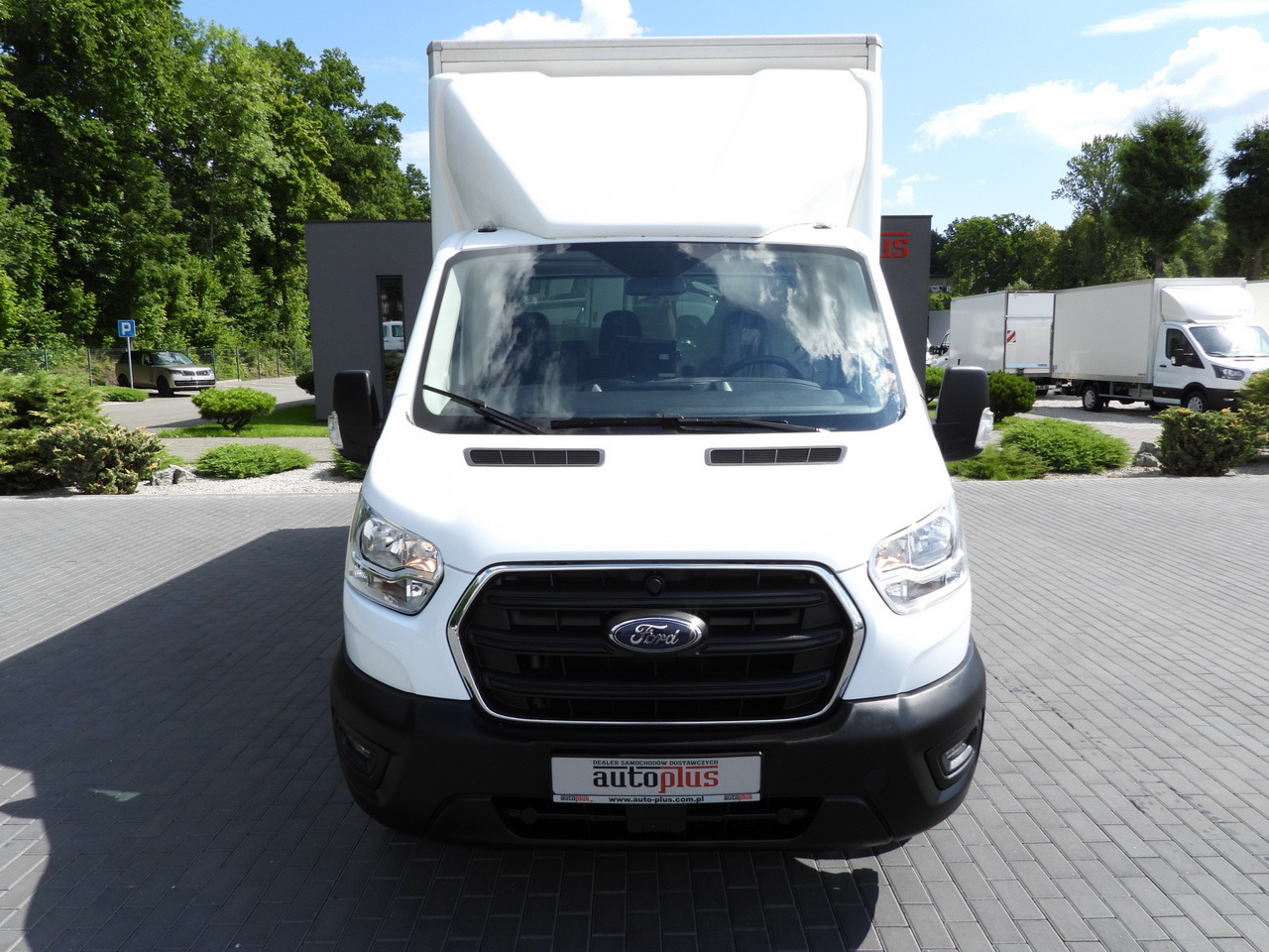 FORD TRANSIT BOX LIFT 8 PALLETS CRUISE CONTROL LED LIGHTS TWIN WHEELS AIR CONDITIONING 130HP - כלי רכב מסחרי עם תיבה: תמונה 5 FORD TRANSIT BOX LIFT 8 PALLETS CRUISE CONTROL LED LIGHTS TWIN WHEELS AIR CONDITIONING 130HP - כלי רכב מסחרי עם תיבה: תמונה 5