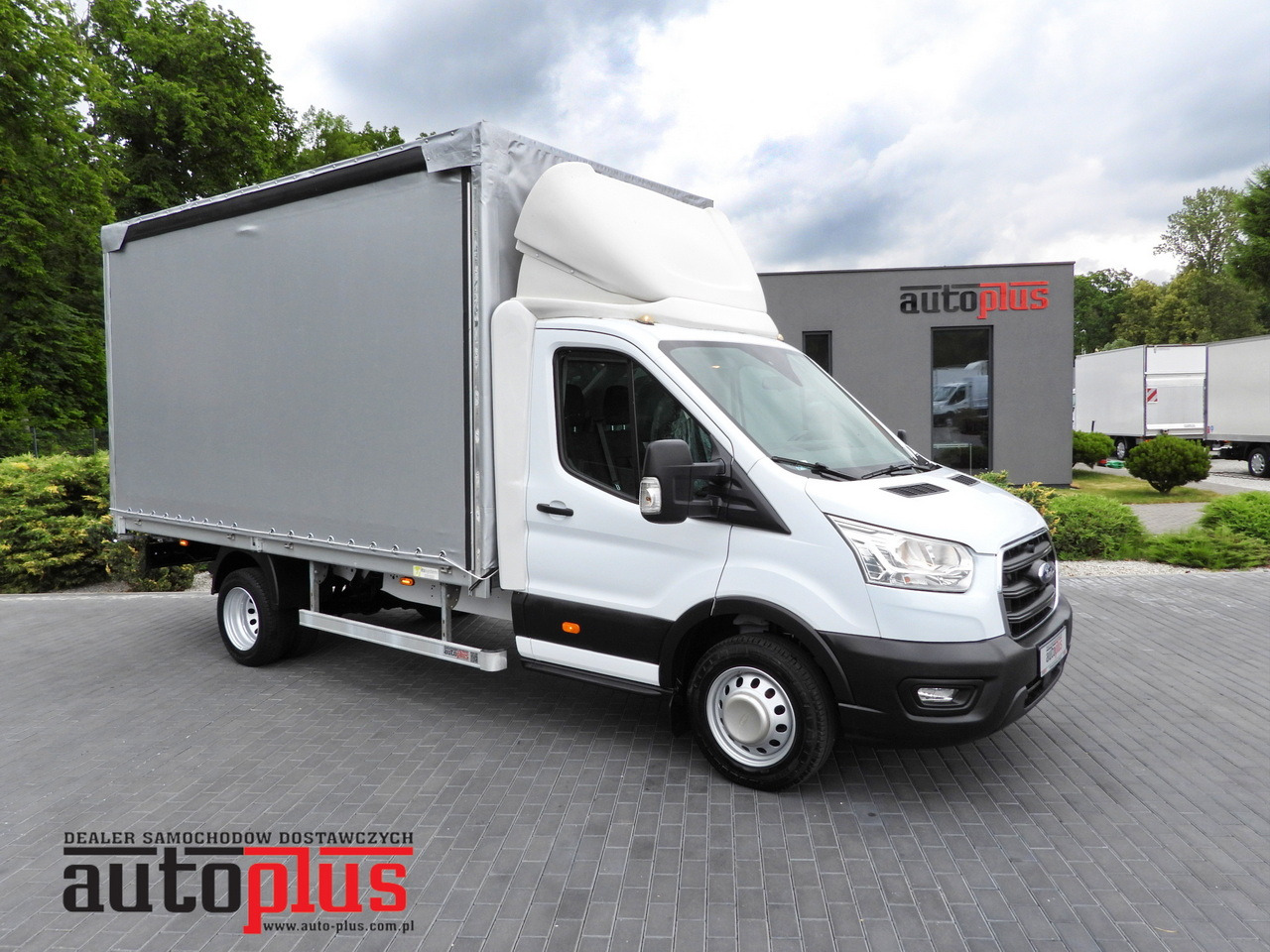 FORD TRANSIT TARPAULIN 8 PALLETS CRUISE CONTROL LED LIGHTS TWIN WHEELS AIR CONDITIONING 130HP - כלי רכב מסחרי עם וילונות צד: תמונה 1 FORD TRANSIT TARPAULIN 8 PALLETS CRUISE CONTROL LED LIGHTS TWIN WHEELS AIR CONDITIONING 130HP - כלי רכב מסחרי עם וילונות צד: תמונה 1