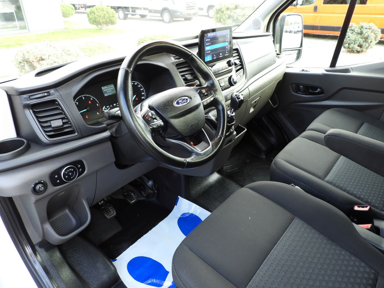 FORD TRANSIT TIPPER CRUISE CONTROL LED LIGHTS TWIN WHEELS AIR CONDITIONING 130HP - כלי רכב מסחרי מזהיר: תמונה 2 FORD TRANSIT TIPPER CRUISE CONTROL LED LIGHTS TWIN WHEELS AIR CONDITIONING 130HP - כלי רכב מסחרי מזהיר: תמונה 2