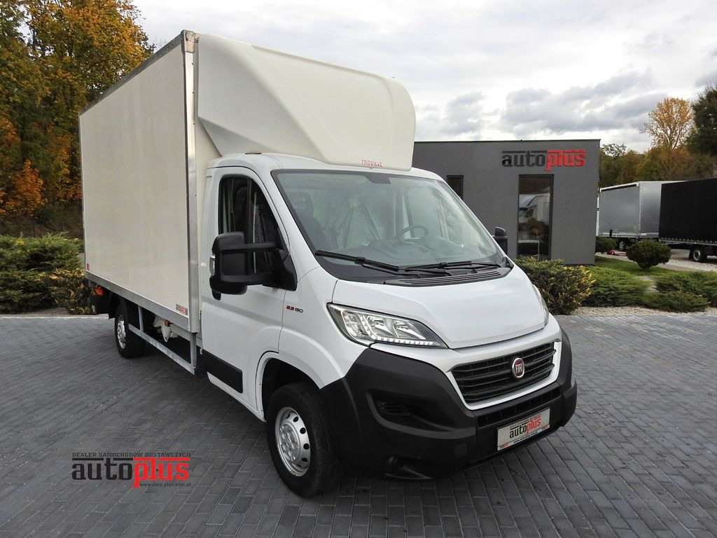Fiat DUCATO KOFFER AUFZUG 8 PAL. TEMPOMAT NAVIGATON - כלי רכב מסחרי עם תיבה: תמונה 1 Fiat DUCATO KOFFER AUFZUG 8 PAL. TEMPOMAT NAVIGATON - כלי רכב מסחרי עם תיבה: תמונה 1