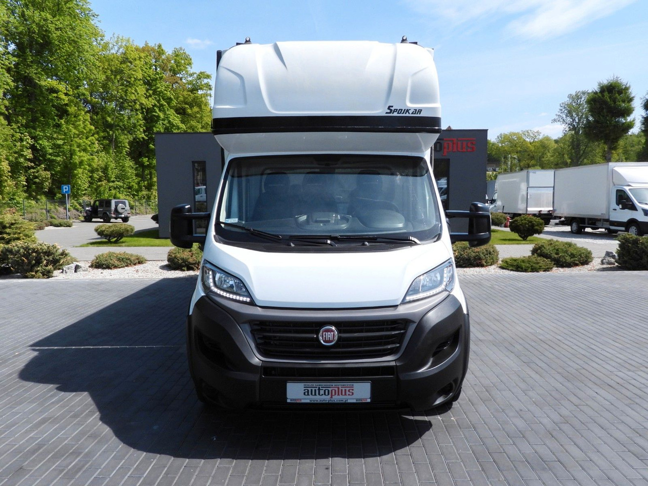 Fiat DUCATO PRITSCHE PLANE 10 PALETTEN WEBASTO A/C Fiat DUCATO PRITSCHE PLANE 10 PALETTEN WEBASTO A/C - כלי רכב מסחרי עם וילונות צד: תמונה 5 Fiat DUCATO PRITSCHE PLANE 10 PALETTEN WEBASTO A/C Fiat DUCATO PRITSCHE PLANE 10 PALETTEN WEBASTO A/C - כלי רכב מסחרי עם וילונות צד: תמונה 5