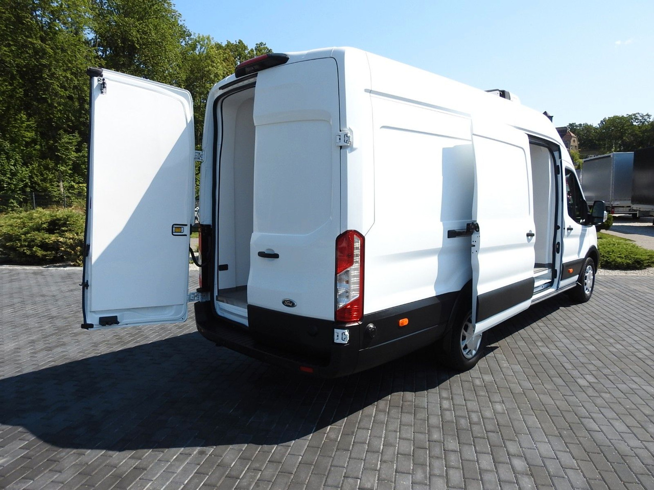 Ford TRANSIT KÜHLKASTENWAGEN 0*C HEIZFUNKTION Ford TRANSIT KÜHLKASTENWAGEN 0*C HEIZFUNKTION - כלי רכב מסחרי לקירור: תמונה 3 Ford TRANSIT KÜHLKASTENWAGEN 0*C HEIZFUNKTION Ford TRANSIT KÜHLKASTENWAGEN 0*C HEIZFUNKTION - כלי רכב מסחרי לקירור: תמונה 3