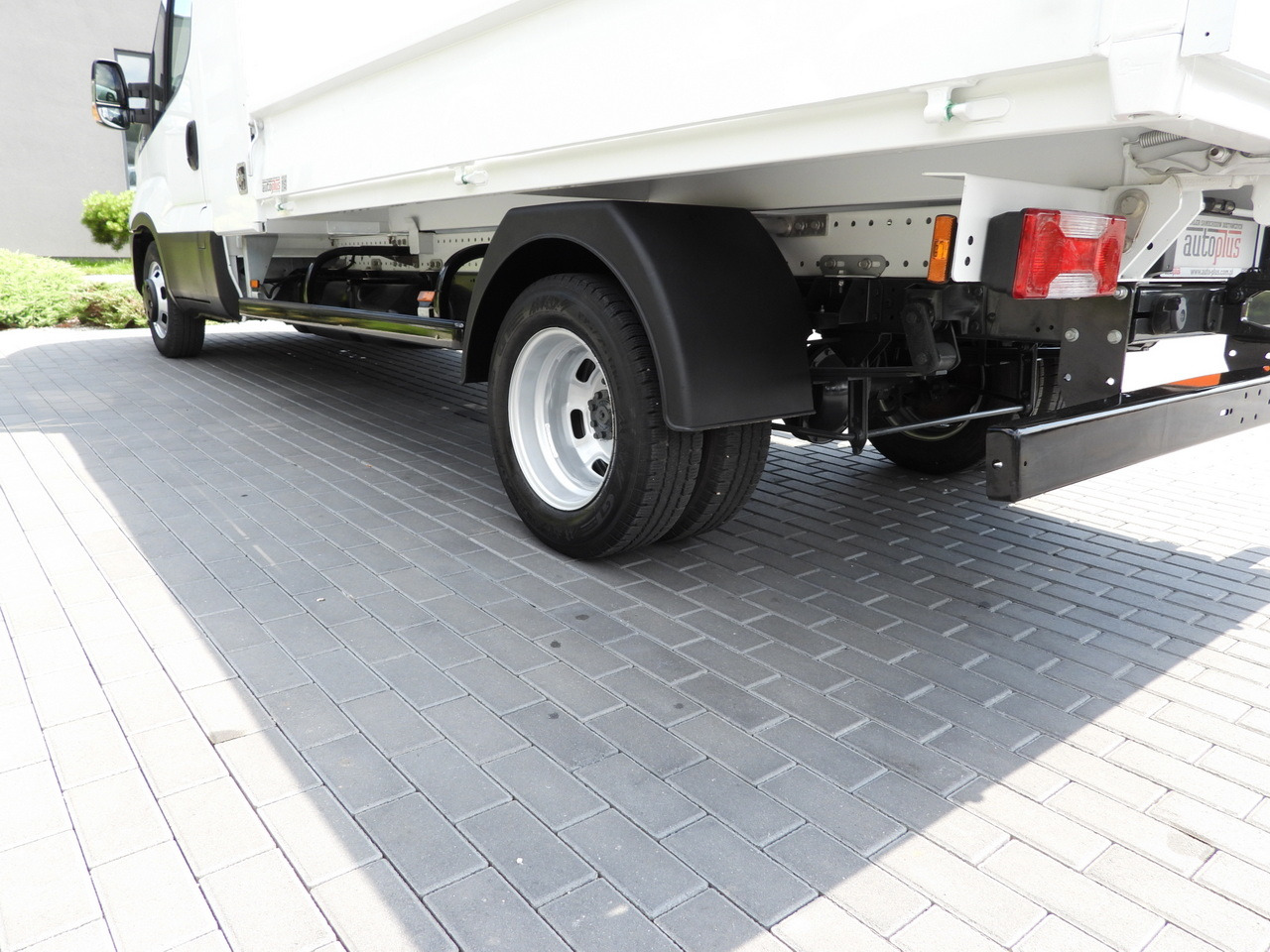 כלי רכב מסחרי מזהיר IVECO DAILY 35C15 TIPPER CRUISE CONTROL TWIN WHEELS AIR CONDITIONING  150HP: תמונה 15
