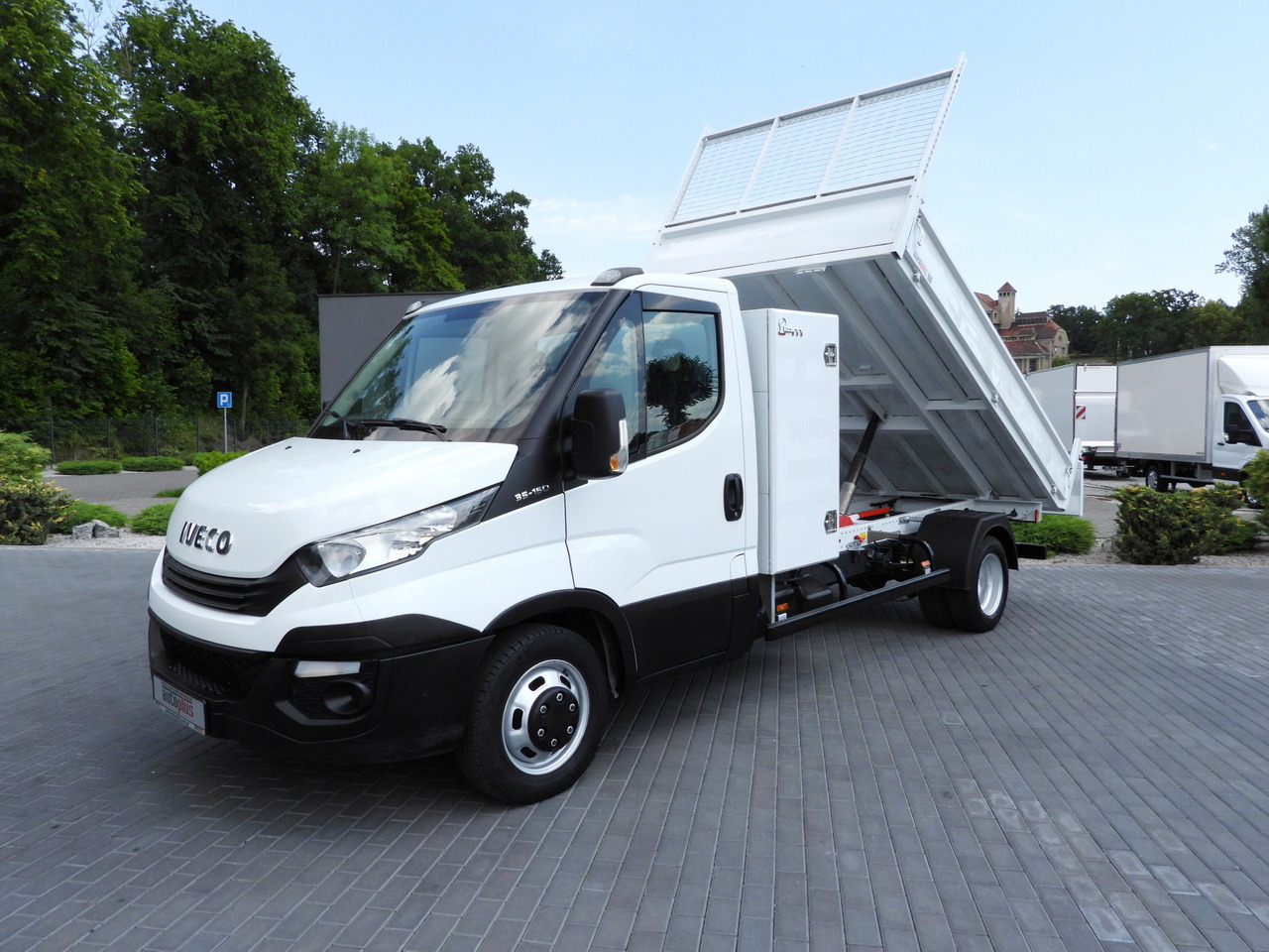 כלי רכב מסחרי מזהיר IVECO DAILY 35C15 TIPPER CRUISE CONTROL TWIN WHEELS AIR CONDITIONING  150HP: תמונה 17