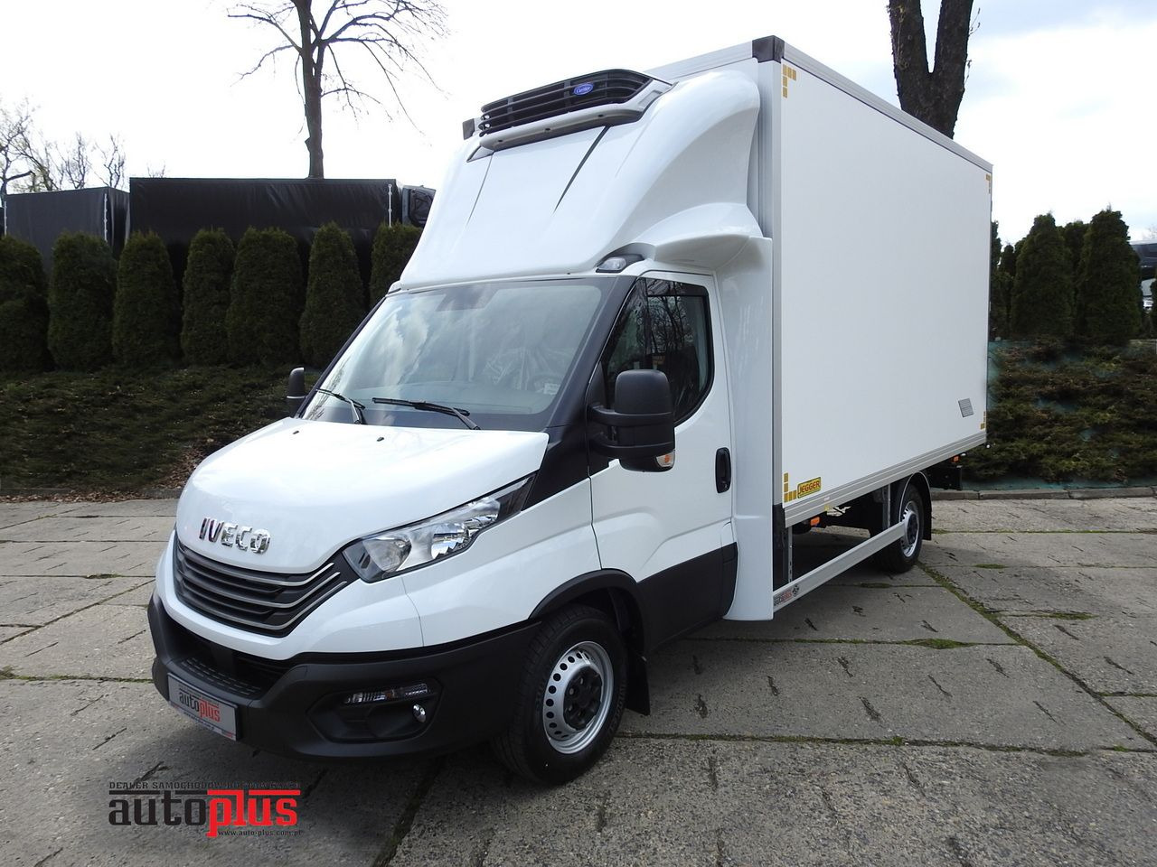 IVECO DAILY 35S16 NEW REGRIGERATOR BOX -10*C 8 PALLETS HEATING FUNCTION POWER SUPPLY 230V CRUISE CONTROL AIR CONDITIONING 160HP - כלי רכב מסחרי לקירור: תמונה 1 IVECO DAILY 35S16 NEW REGRIGERATOR BOX -10*C 8 PALLETS HEATING FUNCTION POWER SUPPLY 230V CRUISE CONTROL AIR CONDITIONING 160HP - כלי רכב מסחרי לקירור: תמונה 1