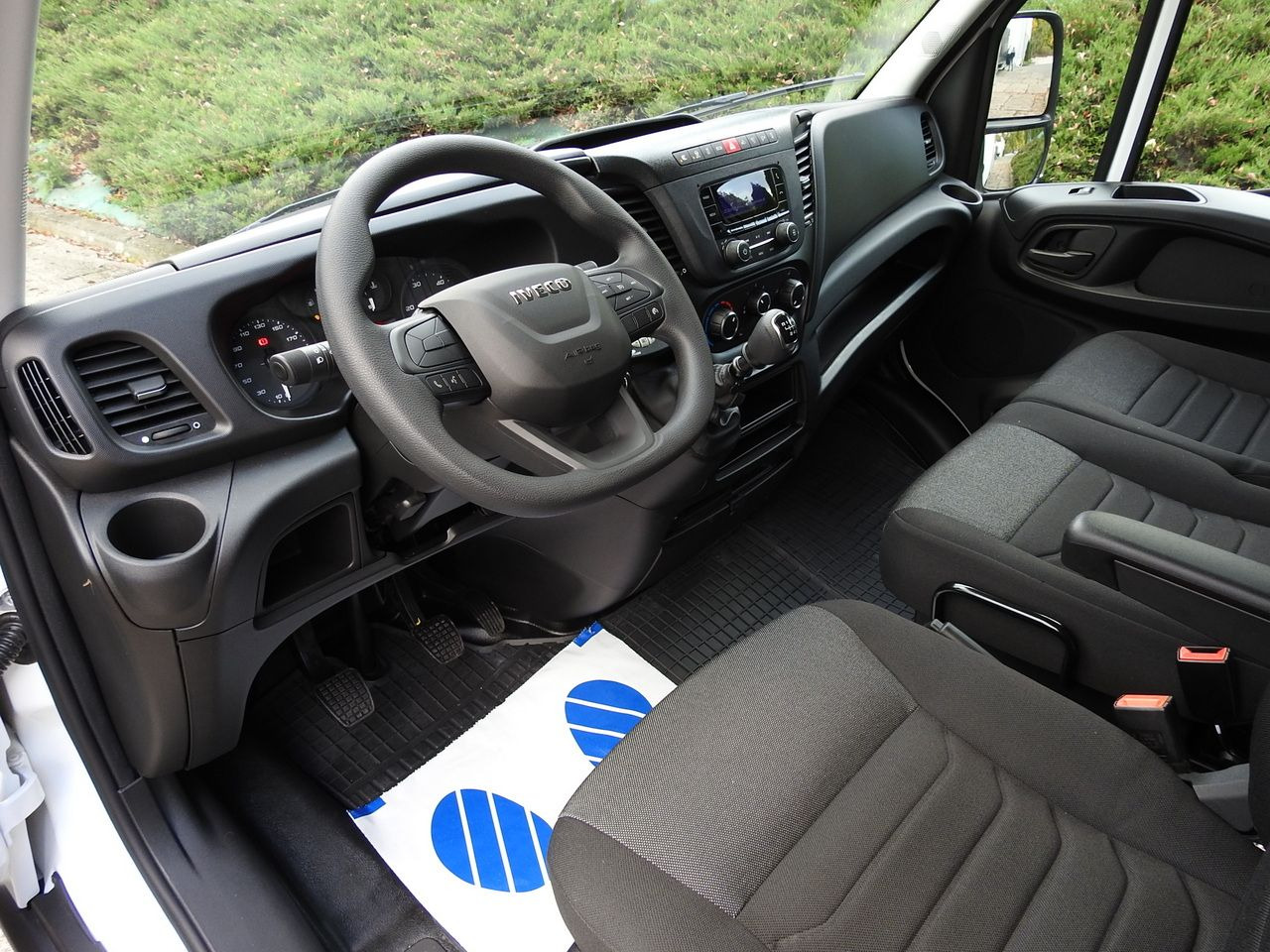 IVECO DAILY 35S16 NEW REGRIGERATOR BOX -10*C 8 PALLETS HEATING FUNCTION POWER SUPPLY 230V CRUISE CONTROL AIR CONDITIONING 160HP - כלי רכב מסחרי לקירור: תמונה 2 IVECO DAILY 35S16 NEW REGRIGERATOR BOX -10*C 8 PALLETS HEATING FUNCTION POWER SUPPLY 230V CRUISE CONTROL AIR CONDITIONING 160HP - כלי רכב מסחרי לקירור: תמונה 2