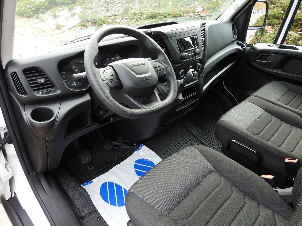 IVECO DAILY 35S16 NEW TARPAULIN LIFT 8 PALLETS CRUISE CONTROL AIR CONDITIONING 160HP - כלי רכב מסחרי עם וילונות צד: תמונה 2 IVECO DAILY 35S16 NEW TARPAULIN LIFT 8 PALLETS CRUISE CONTROL AIR CONDITIONING 160HP - כלי רכב מסחרי עם וילונות צד: תמונה 2