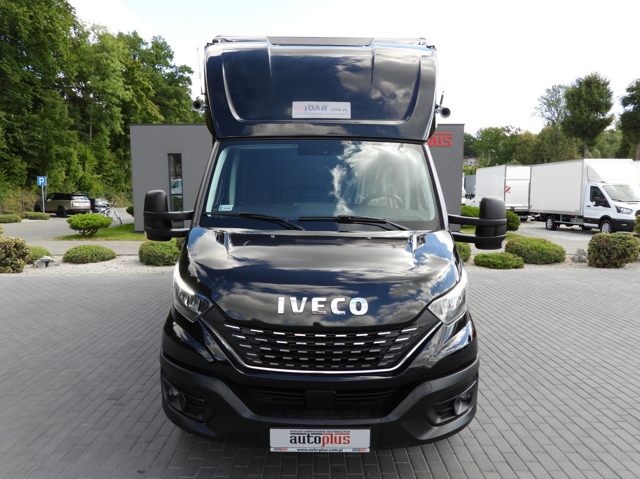 IVECO DAILY 35S18 BOX LIFT 8 PALLETS WEBASTO CRUISE CONTROL NAVIGATION LED LIGHTS PNEUMATICS AIR CONDITIONING 180HP - כלי רכב מסחרי עם תיבה: תמונה 5 IVECO DAILY 35S18 BOX LIFT 8 PALLETS WEBASTO CRUISE CONTROL NAVIGATION LED LIGHTS PNEUMATICS AIR CONDITIONING 180HP - כלי רכב מסחרי עם תיבה: תמונה 5