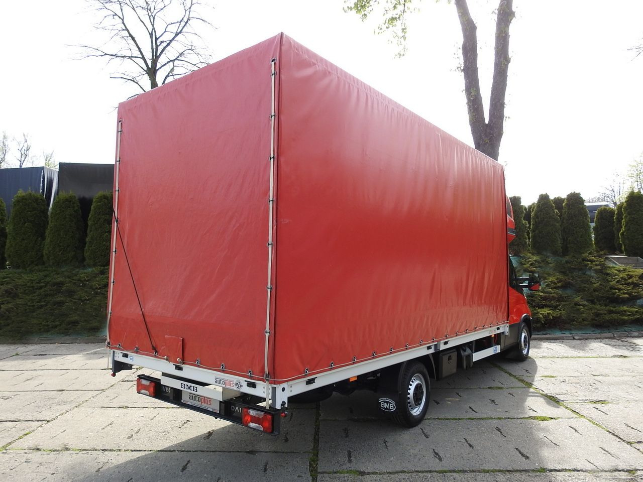 IVECO DAILY 35S18 TARPAULIN 10 PALLETS WEBASTO CRUISE CONTROL LED LIGHTS AIR CONDITIONING 180HP - כלי רכב מסחרי עם וילונות צד: תמונה 3 IVECO DAILY 35S18 TARPAULIN 10 PALLETS WEBASTO CRUISE CONTROL LED LIGHTS AIR CONDITIONING 180HP - כלי רכב מסחרי עם וילונות צד: תמונה 3