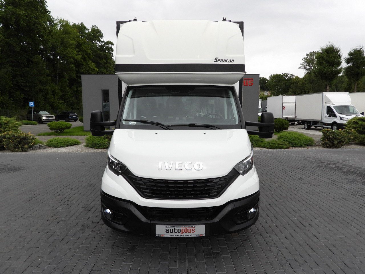 IVECO DAILY 35S18 TARPAULIN 10 PALLETS WEBASTO CRUISE CONTROL NAVIGATION LED LIGHTS AIR CONDITIONING 180HP - כלי רכב מסחרי עם וילונות צד: תמונה 5 IVECO DAILY 35S18 TARPAULIN 10 PALLETS WEBASTO CRUISE CONTROL NAVIGATION LED LIGHTS AIR CONDITIONING 180HP - כלי רכב מסחרי עם וילונות צד: תמונה 5