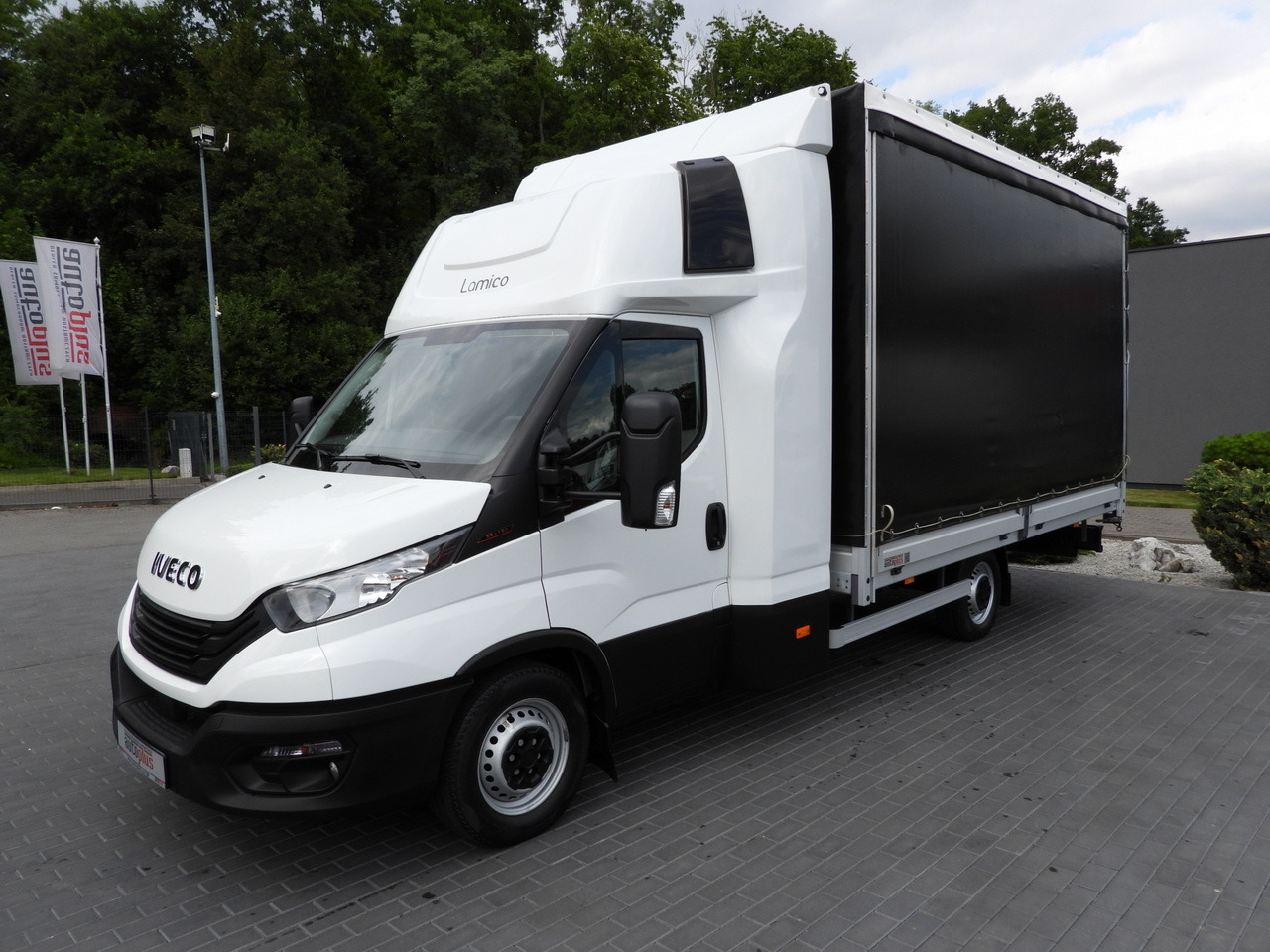 IVECO DAILY 35S18 TARPAULIN LIFT 10 PALLETS WEBASTO CRUISE CONTROL PNEUMATICS AIR CONDITIONING 180HP - כלי רכב מסחרי עם וילונות צד: תמונה 5 IVECO DAILY 35S18 TARPAULIN LIFT 10 PALLETS WEBASTO CRUISE CONTROL PNEUMATICS AIR CONDITIONING 180HP - כלי רכב מסחרי עם וילונות צד: תמונה 5