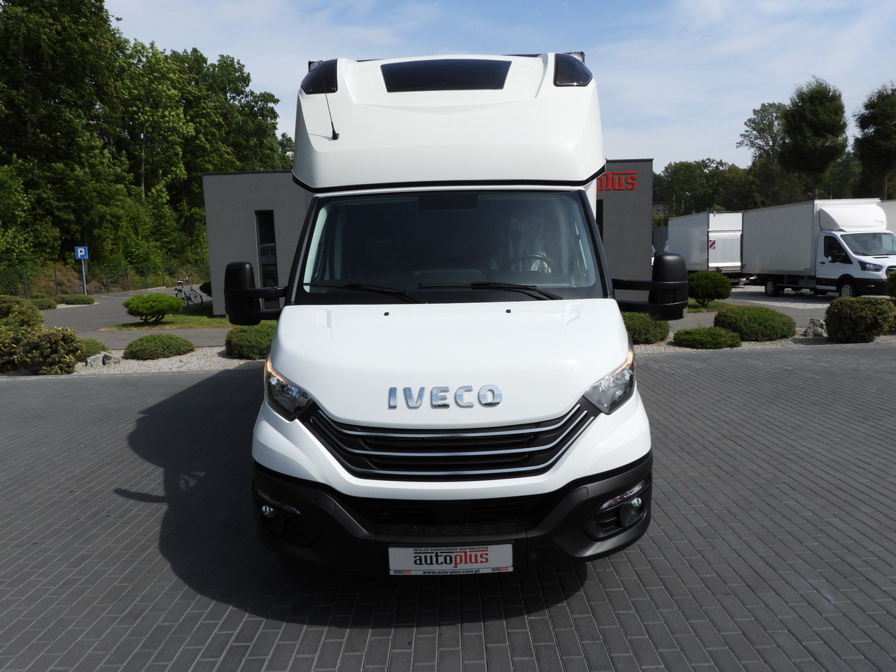 IVECO DAILY 35S18 TARPAULIN LIFT 8 PALLETS CRUISE CONTROL AIR CONDITIONING 180HP - כלי רכב מסחרי עם וילונות צד: תמונה 5 IVECO DAILY 35S18 TARPAULIN LIFT 8 PALLETS CRUISE CONTROL AIR CONDITIONING 180HP - כלי רכב מסחרי עם וילונות צד: תמונה 5
