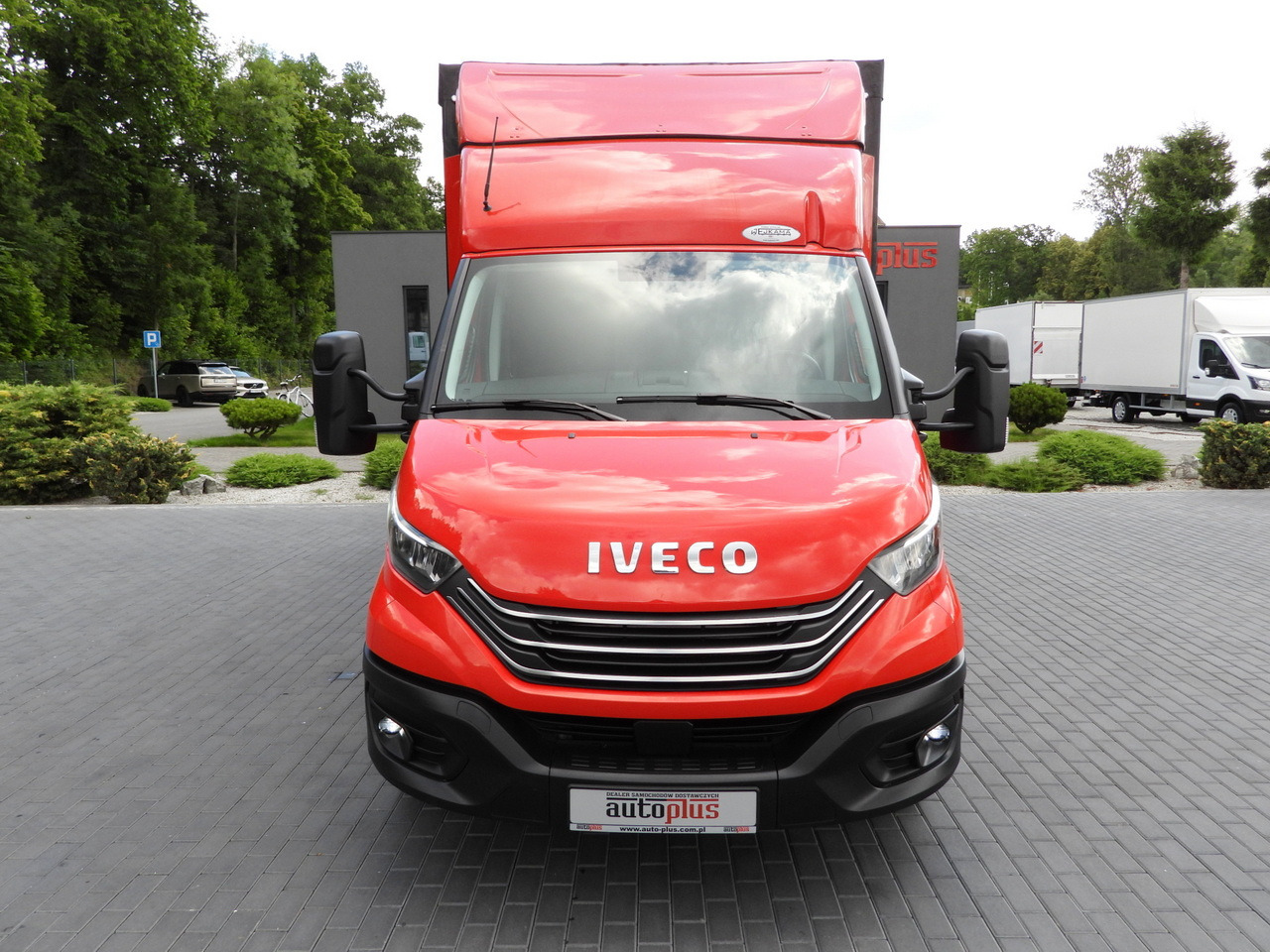 IVECO DAILY 35S21 TARPAULIN 10 PALLETS WEBASTO CRUISE CONTROL NAVIGATION LED LIGHTS PNEUMATICS AUTOMATIC TRANSMISSION HI-MATIC AIR CONDITIONING 210HP - כלי רכב מסחרי עם וילונות צד: תמונה 5 IVECO DAILY 35S21 TARPAULIN 10 PALLETS WEBASTO CRUISE CONTROL NAVIGATION LED LIGHTS PNEUMATICS AUTOMATIC TRANSMISSION HI-MATIC AIR CONDITIONING 210HP - כלי רכב מסחרי עם וילונות צד: תמונה 5
