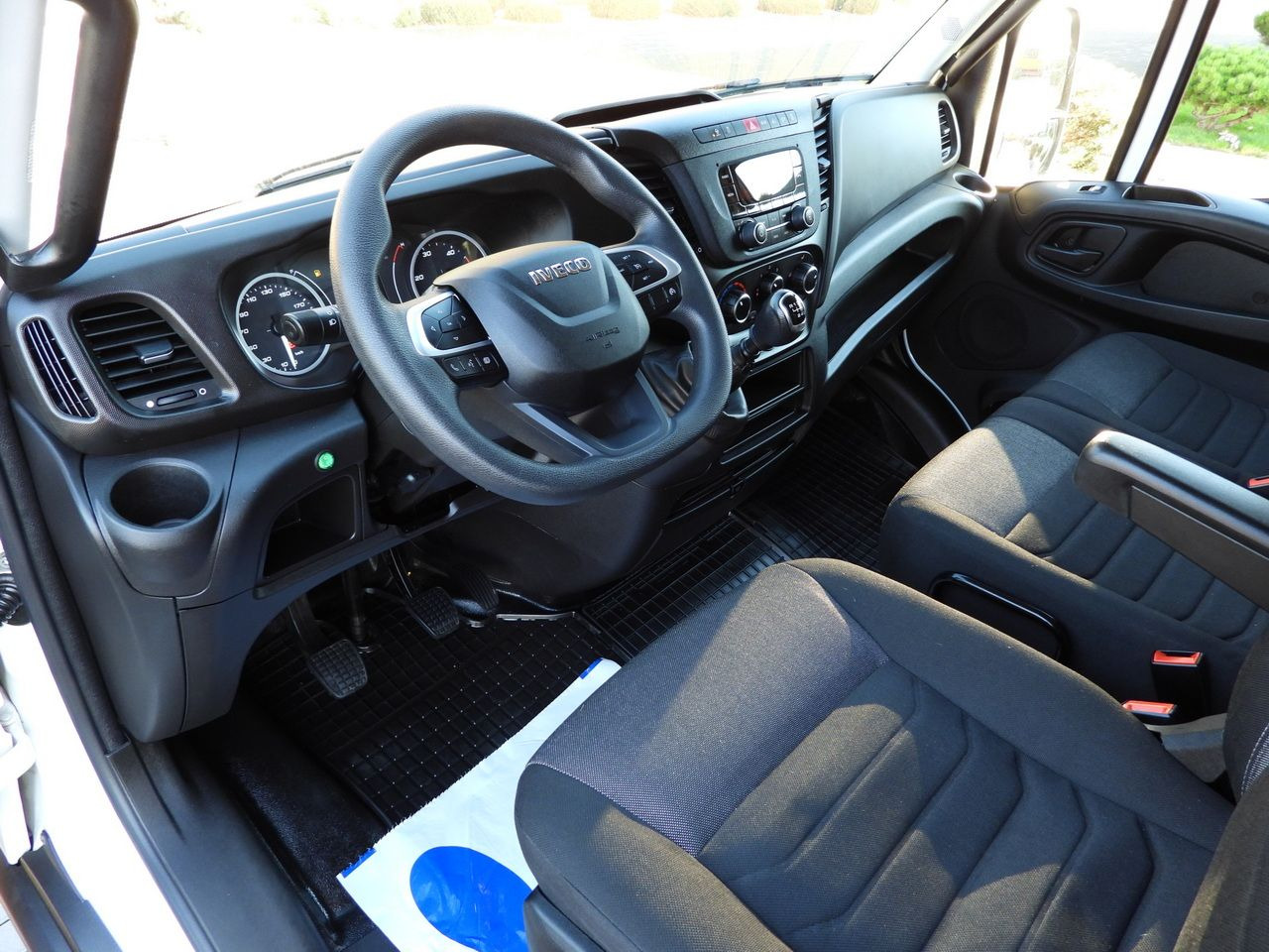 IVECO DAILY 50C16 TARPAULIN 10 PALLETS CRUISE CONTROL TWIN WHEELS AIR CONDITIONING 160HP - כלי רכב מסחרי עם וילונות צד: תמונה 2 IVECO DAILY 50C16 TARPAULIN 10 PALLETS CRUISE CONTROL TWIN WHEELS AIR CONDITIONING 160HP - כלי רכב מסחרי עם וילונות צד: תמונה 2