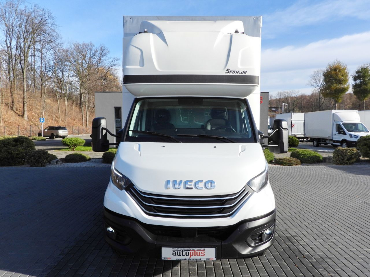 IVECO DAILY 70C18 TARPAULIN LIFT 16 PALLETS WEBASTO CRUISE CONTROL NAVIGATION LED LIGHTS PNEUMATICS AUTOMATIC TRANSMISSION HI-MATIC TWIN WHEELS AIR CONDITIONING 180HP - משאית וילונות צד: תמונה 5 IVECO DAILY 70C18 TARPAULIN LIFT 16 PALLETS WEBASTO CRUISE CONTROL NAVIGATION LED LIGHTS PNEUMATICS AUTOMATIC TRANSMISSION HI-MATIC TWIN WHEELS AIR CONDITIONING 180HP - משאית וילונות צד: תמונה 5
