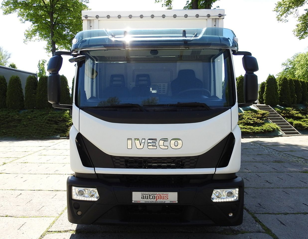 IVECO EUROCARGO 120 - 220 TARPAULIN LIFT 20 PALLETS LED LIGHTS AUTOMATIC TRANSMISSION HI-MATIC TWIN WHEELS AIR CONDITIONING 220HP - כלי רכב מסחרי עם וילונות צד: תמונה 5 IVECO EUROCARGO 120 - 220 TARPAULIN LIFT 20 PALLETS LED LIGHTS AUTOMATIC TRANSMISSION HI-MATIC TWIN WHEELS AIR CONDITIONING 220HP - כלי רכב מסחרי עם וילונות צד: תמונה 5