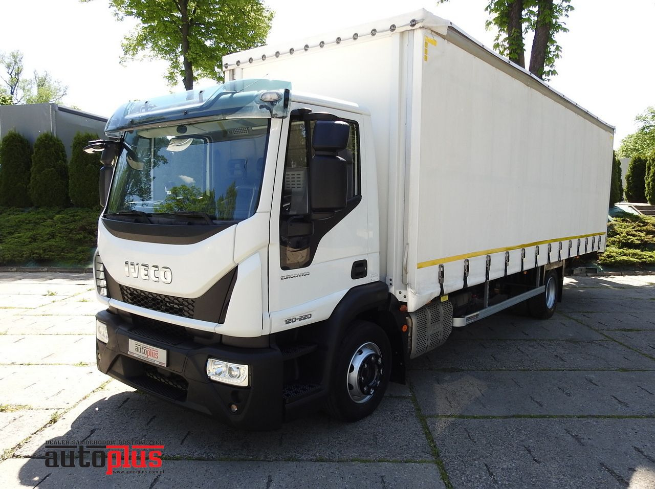 IVECO EUROCARGO 120 - 220 TARPAULIN LIFT 20 PALLETS LED LIGHTS AUTOMATIC TRANSMISSION HI-MATIC TWIN WHEELS AIR CONDITIONING 220HP - כלי רכב מסחרי עם וילונות צד: תמונה 1 IVECO EUROCARGO 120 - 220 TARPAULIN LIFT 20 PALLETS LED LIGHTS AUTOMATIC TRANSMISSION HI-MATIC TWIN WHEELS AIR CONDITIONING 220HP - כלי רכב מסחרי עם וילונות צד: תמונה 1