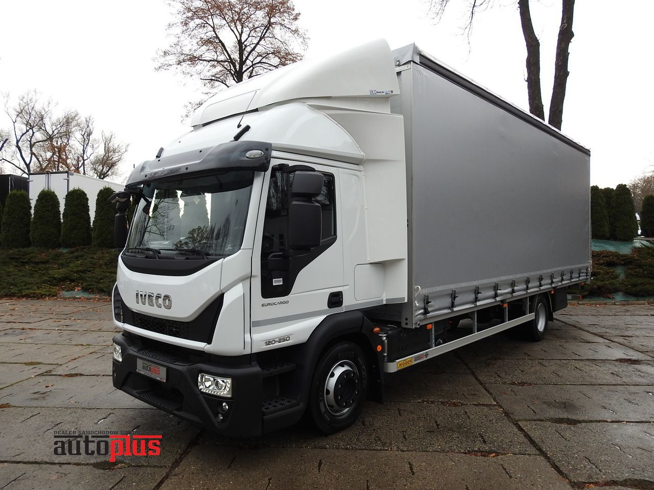 IVECO EUROCARGO 120-250 NEW TARPAULIN LIFT 18 PALLETS WEBASTO CRUISE CONTROL AIR CONDITIONING LED LIGHTS PNEUMATICS AUTOMATIC TRANSMISSION HI-MATIC 250HP - כלי רכב מסחרי עם וילונות צד: תמונה 1 IVECO EUROCARGO 120-250 NEW TARPAULIN LIFT 18 PALLETS WEBASTO CRUISE CONTROL AIR CONDITIONING LED LIGHTS PNEUMATICS AUTOMATIC TRANSMISSION HI-MATIC 250HP - כלי רכב מסחרי עם וילונות צד: תמונה 1