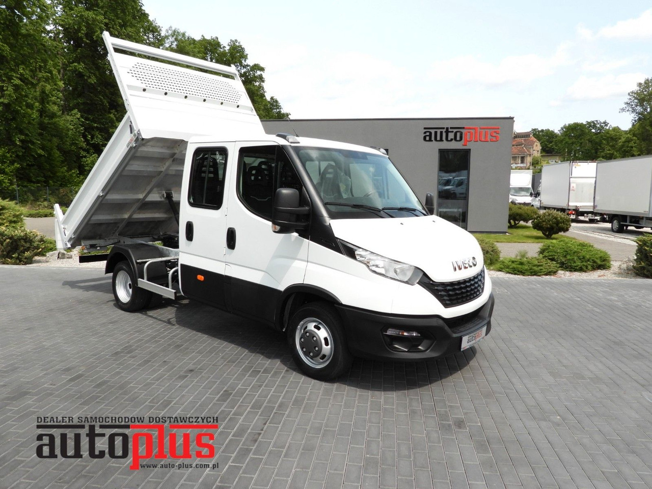 Iveco DAILY 35C14 KIPPER DOPPELKABINE DOKA 6 SITZE A/C - כלי רכב מסחרי מזהיר, כלי רכב מסחרי קומבי: תמונה 1 Iveco DAILY 35C14 KIPPER DOPPELKABINE DOKA 6 SITZE A/C - כלי רכב מסחרי מזהיר, כלי רכב מסחרי קומבי: תמונה 1
