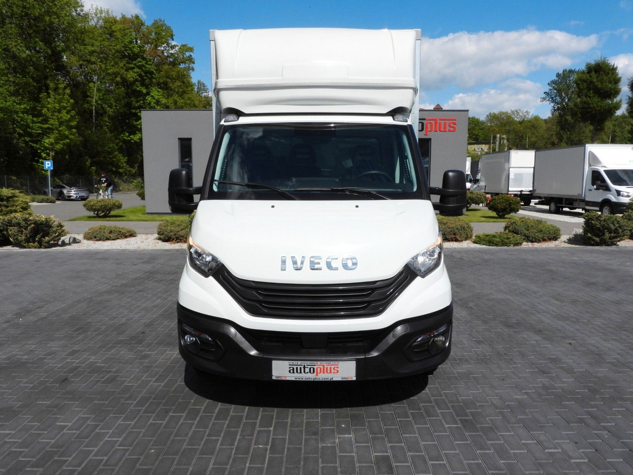 Iveco DAILY 35C16 KOFFER AUFZUG 8 PALETTEN TEMPOMAT - כלי רכב מסחרי עם תיבה: תמונה 5 Iveco DAILY 35C16 KOFFER AUFZUG 8 PALETTEN TEMPOMAT - כלי רכב מסחרי עם תיבה: תמונה 5